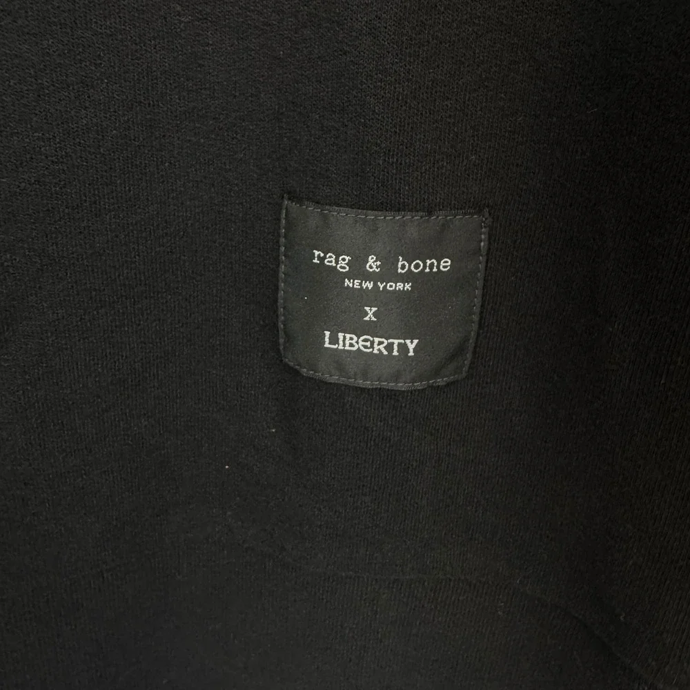 rag & bone Sweatshirt Men M Black Liberty Graphic NWT - Picture 5 of 16